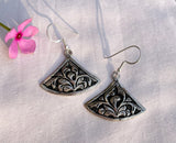 Curved Triangle Chitai pendent Earring set