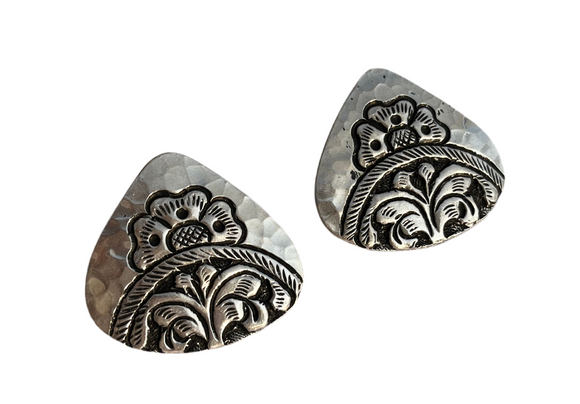 Chitai Petal Shape Stud Earring