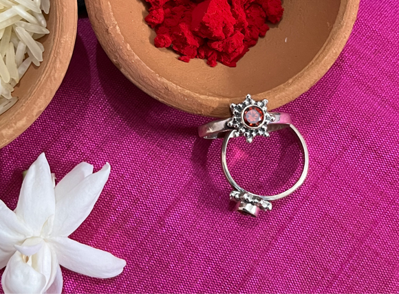 Red Stone Sitara Toe Ring