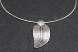 Leaf Pendant Hasli Necklace