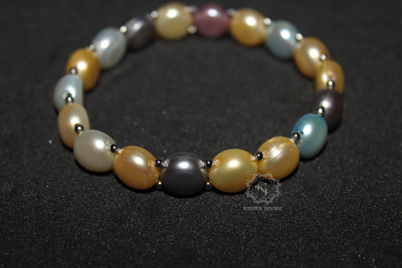 Multicolor Button Pearl Bracelet