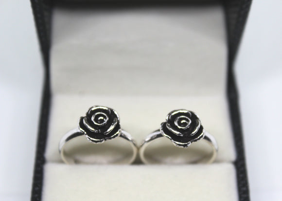 Blooming Rose Toe Ring