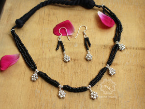 Multi Flower Pendant Necklace Set